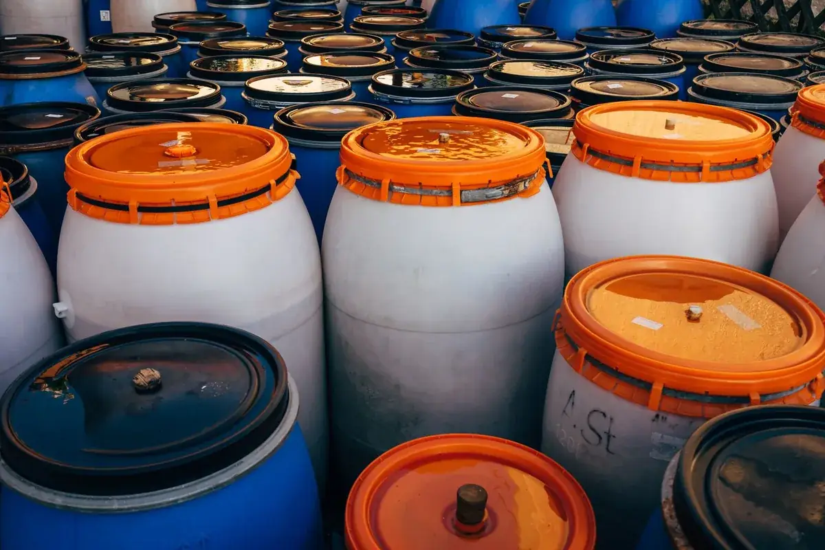 Chemical & Toxic Waste Cleanup in Country Lane Estates, Kansas City, MO
